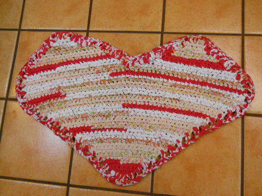 Valentines Rug (Rag Rugs by Erin Newsletter/Blog)
