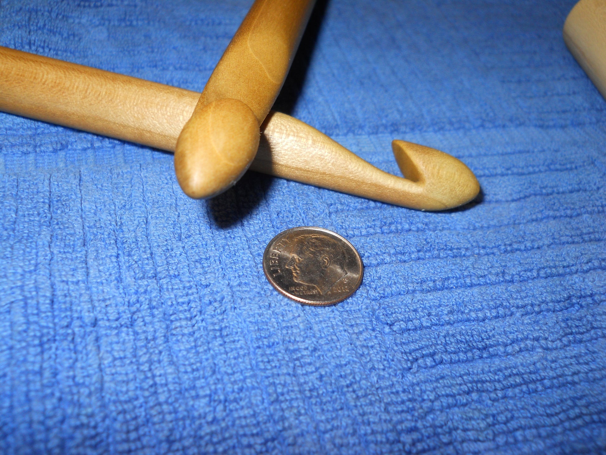 La Mia Rosewood 12 mm 15.5 cm Wooden Crochet Hook - Hobiumyarns