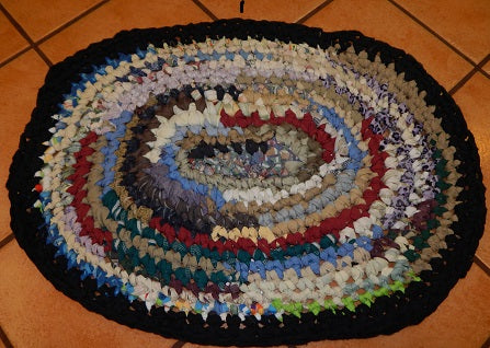 Rag Rug Tutorial (Using Everything but the Kitchen Sink)  Hems, Selvedges & Seams